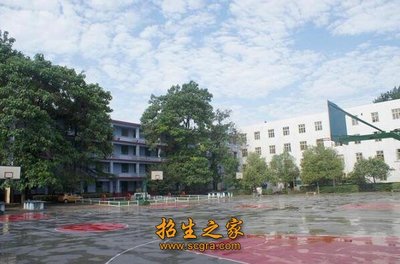 西安市工业技工学校与西安建材行业 合作共赢，培养技能型人才